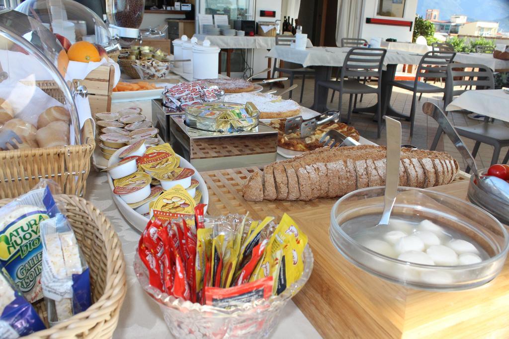 Hotel Mirage Viareggio Kültér fotó
